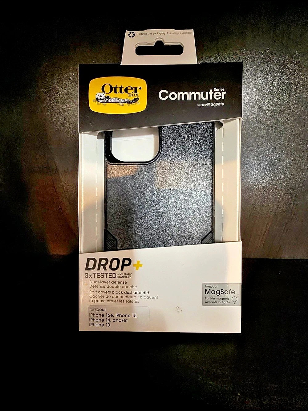OtterBox Commuter Series MagSafe Phone Case NWT